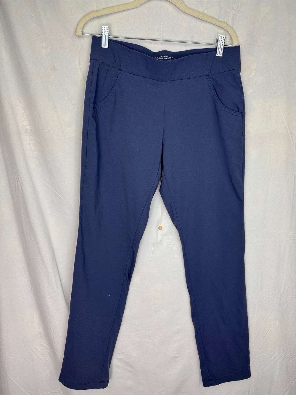 Columbia Omni‑Shield Athletic Pants in Navy Blue